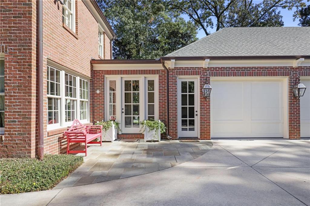 288 Peachtree Battle Avenue NW