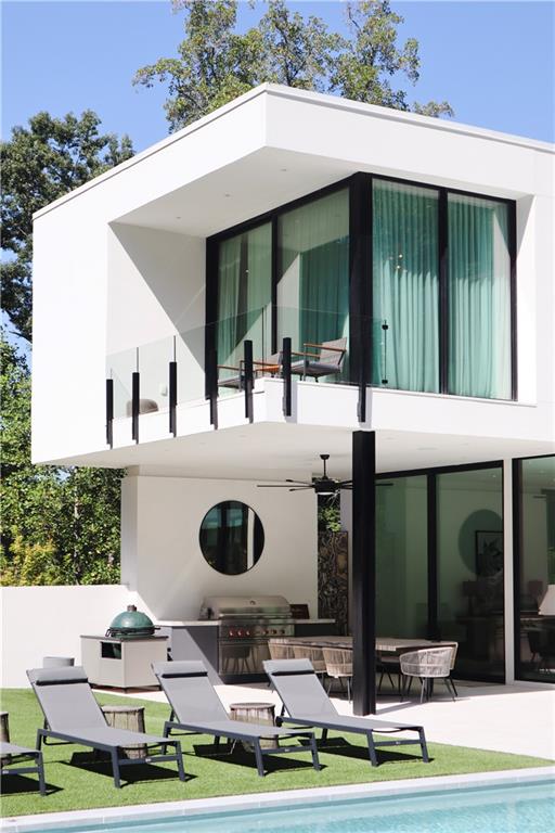 380 W Wesley Road NW