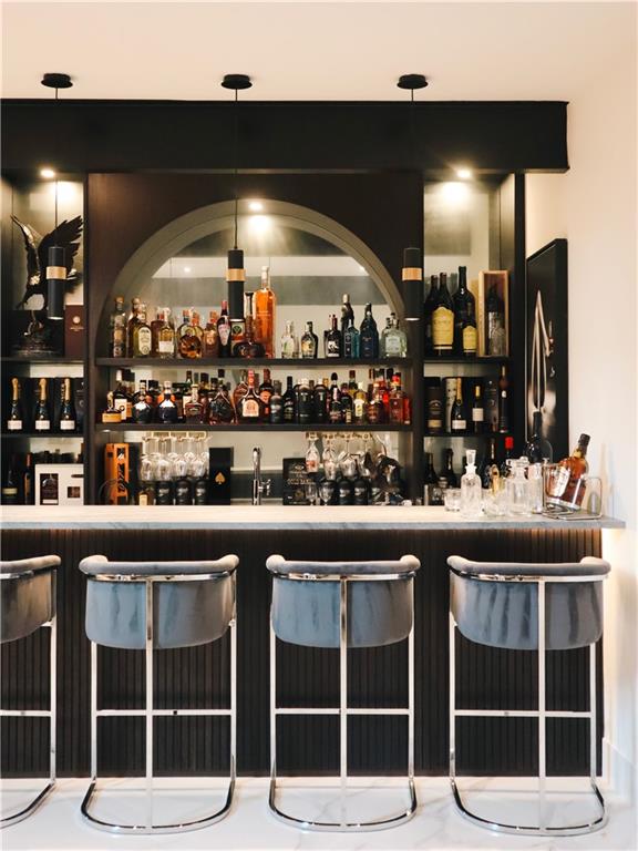 380 W Wesley Road NW