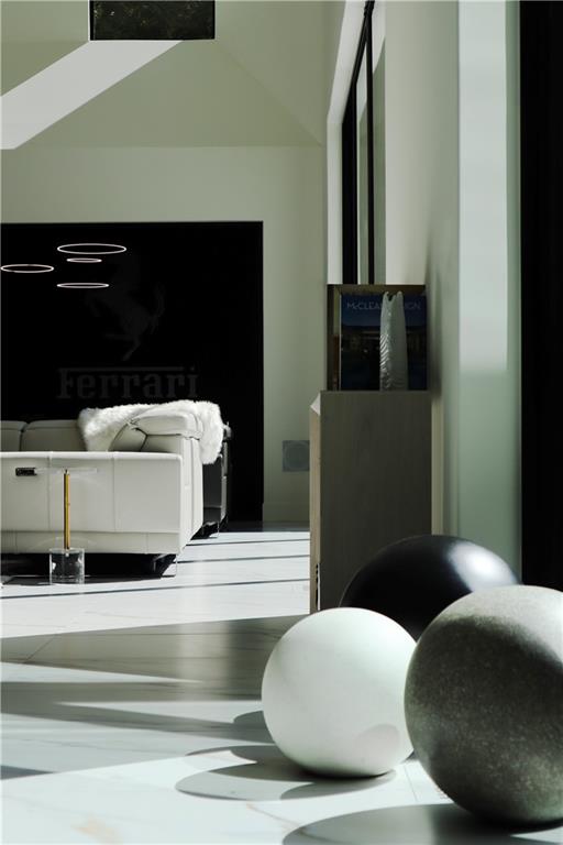 380 W Wesley Road NW