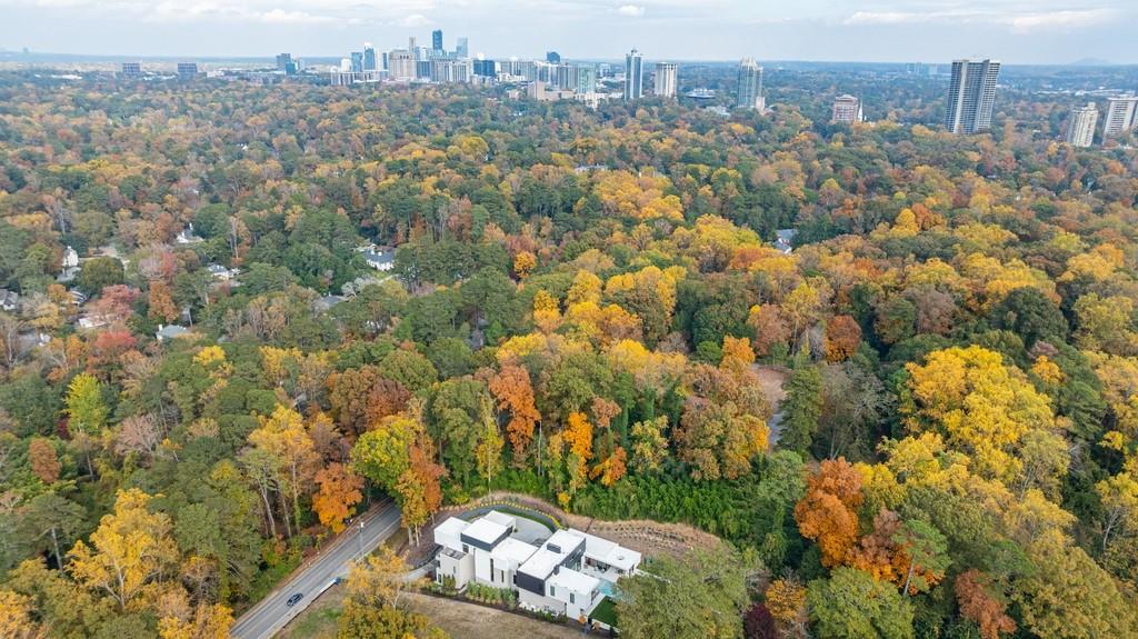 380 W Wesley Road NW