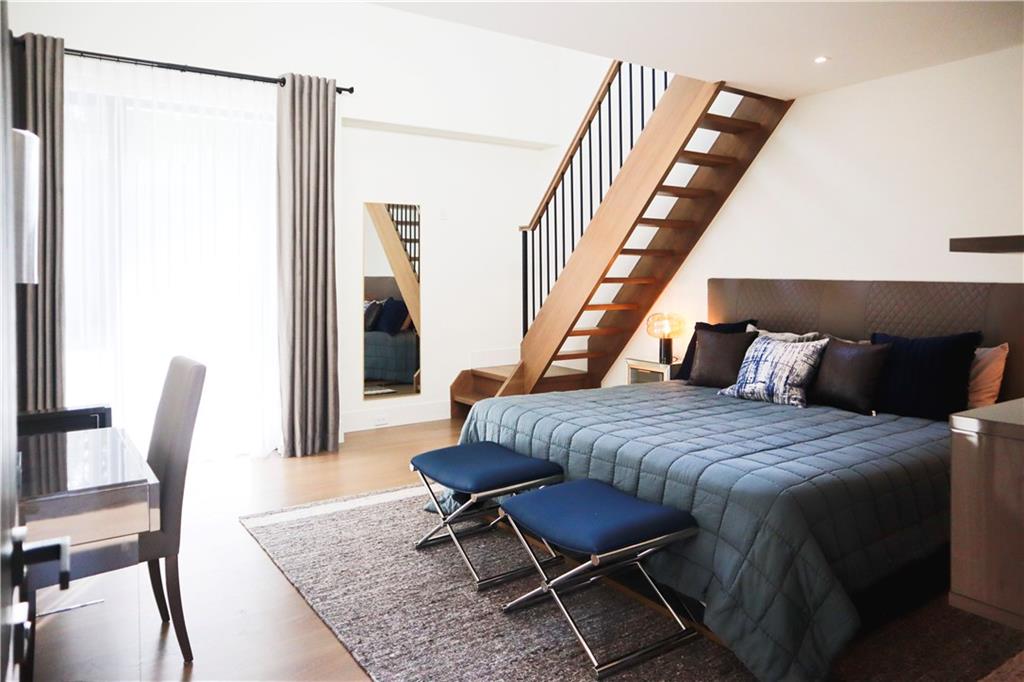 380 W Wesley Road NW