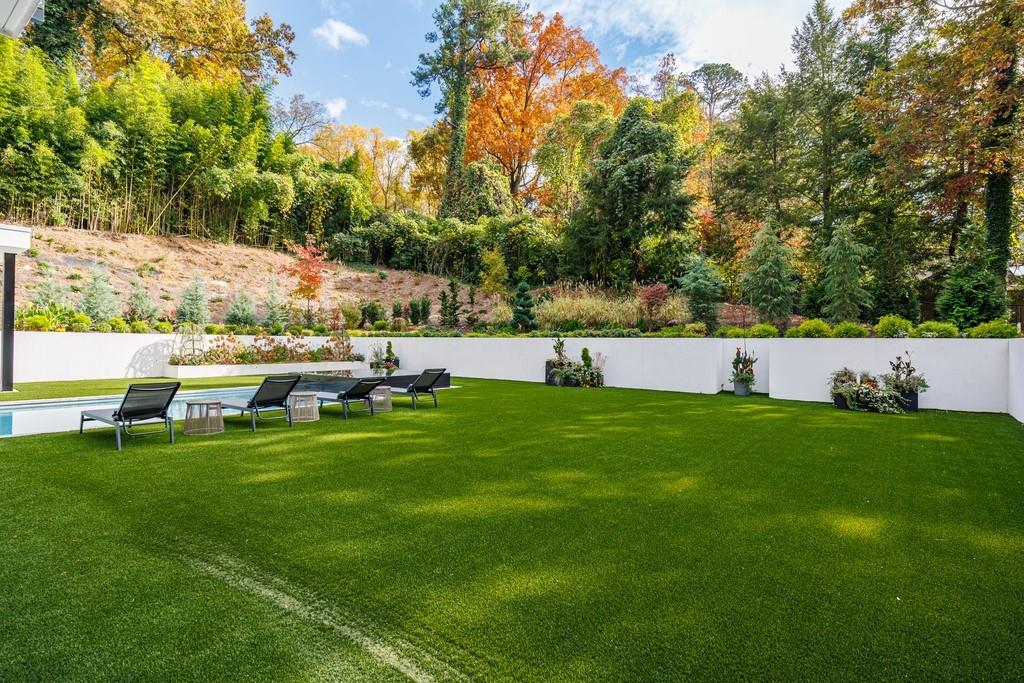 380 W Wesley Road NW