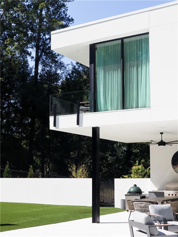 380 W Wesley Road NW