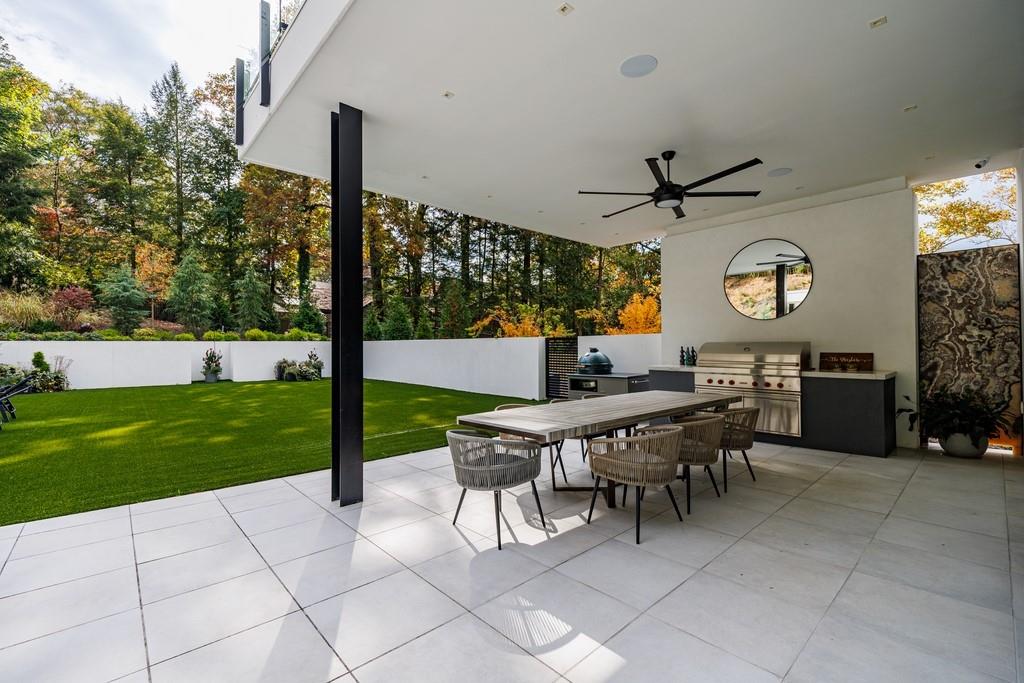 380 W Wesley Road NW