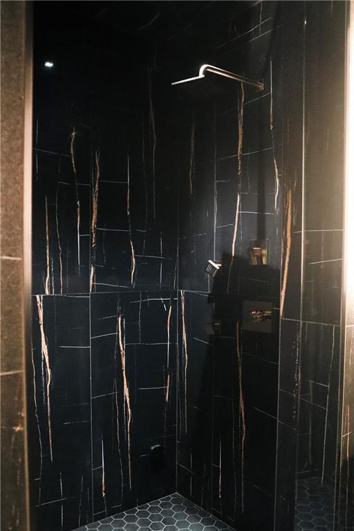 380 W Wesley Road NW