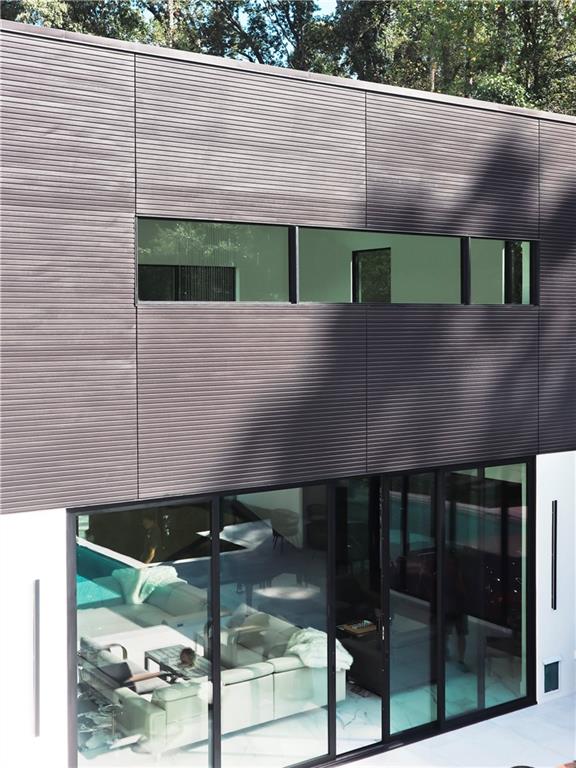 380 W Wesley Road NW