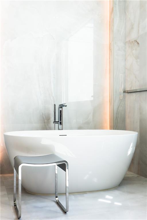 380 W Wesley Road NW