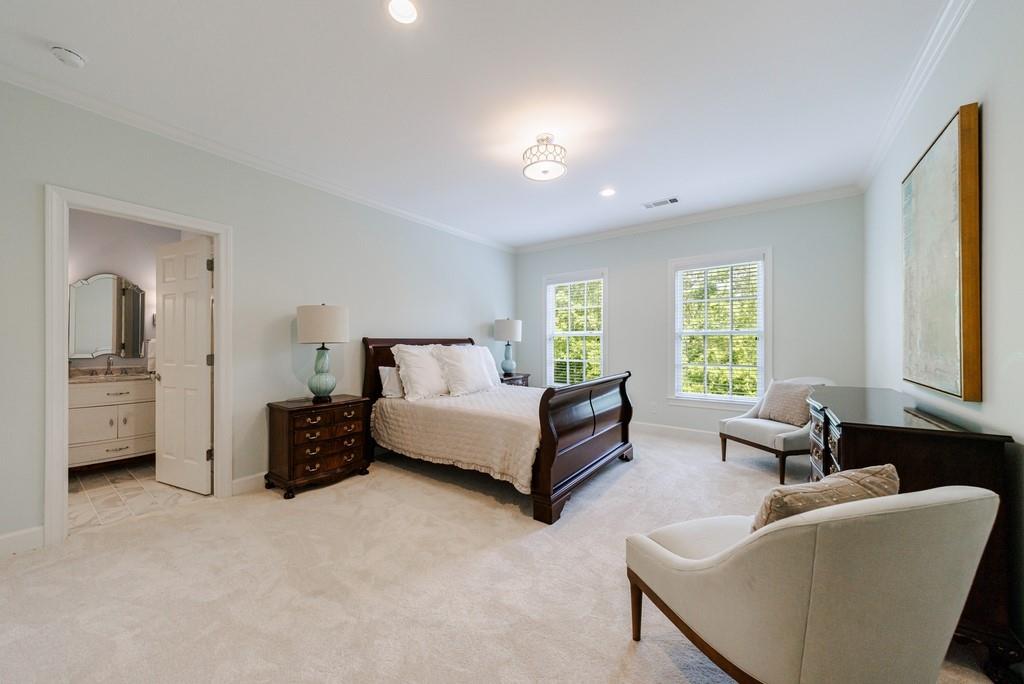 25 Asheworth Court NW