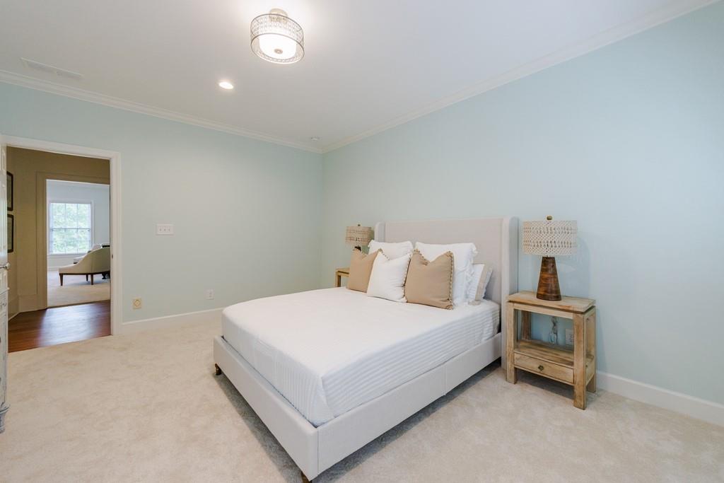 25 Asheworth Court NW