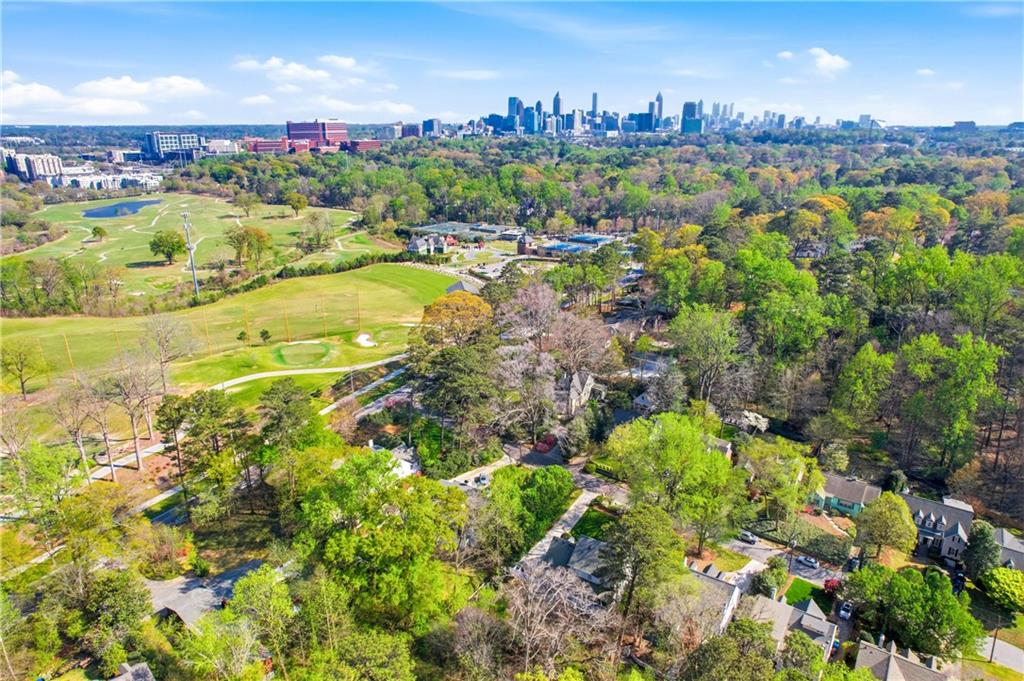 633 Longwood Drive NW