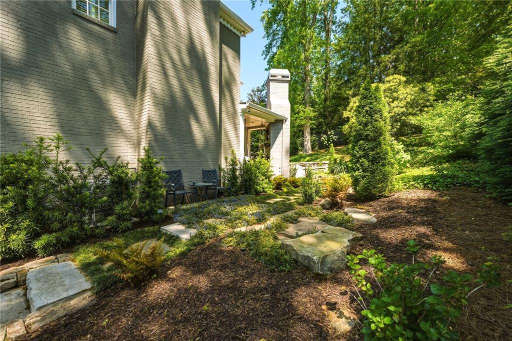 3395 W Paces Ferry Court NW