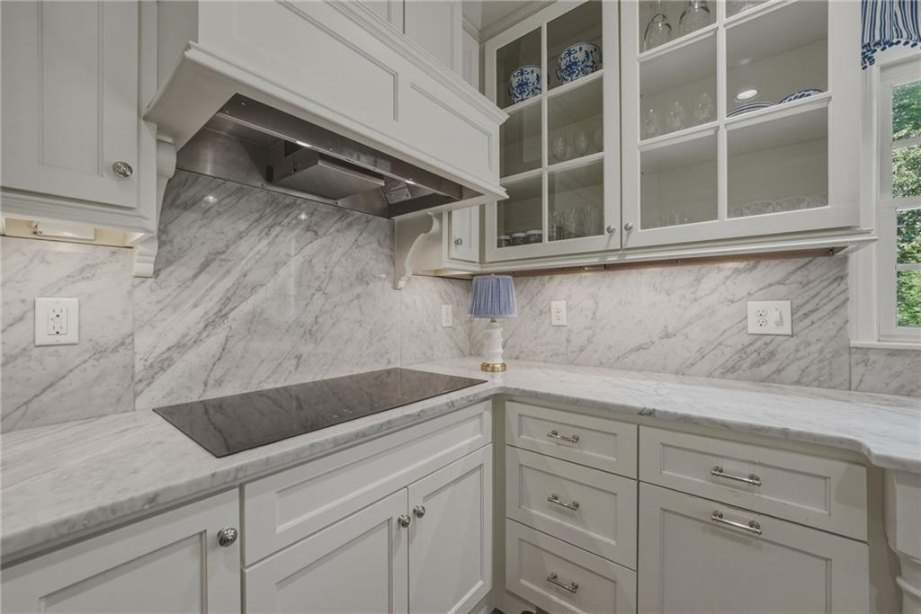 3395 W Paces Ferry Court NW