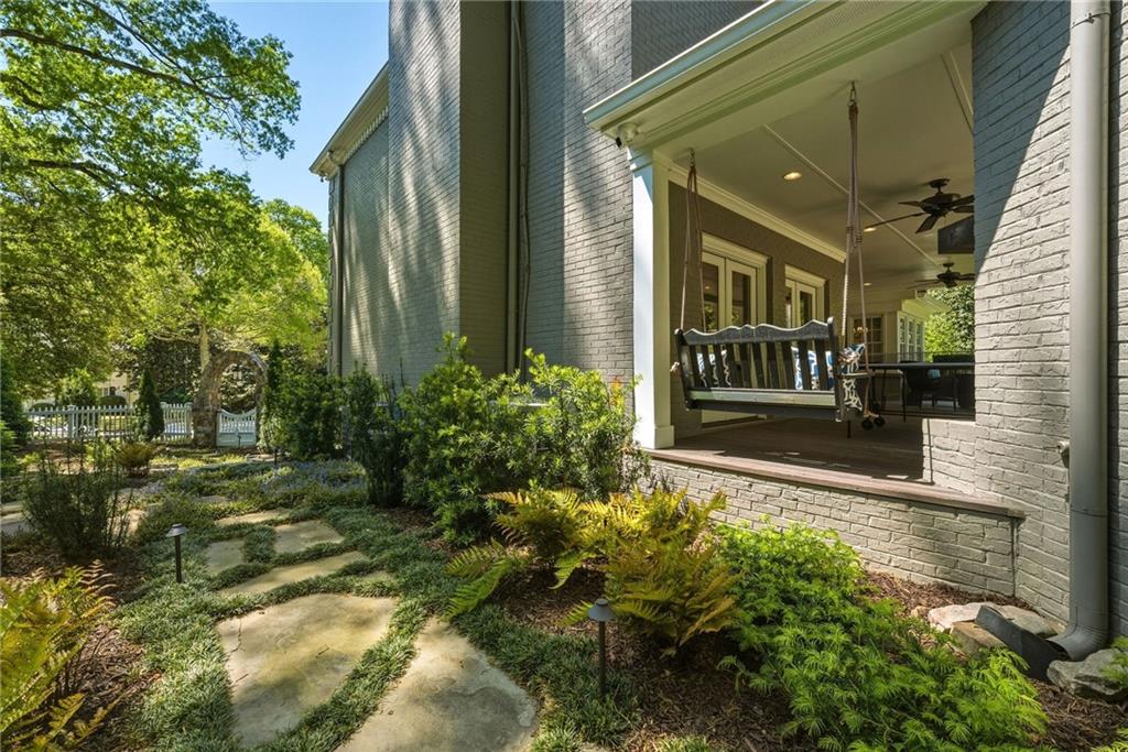 3395 W Paces Ferry Court NW