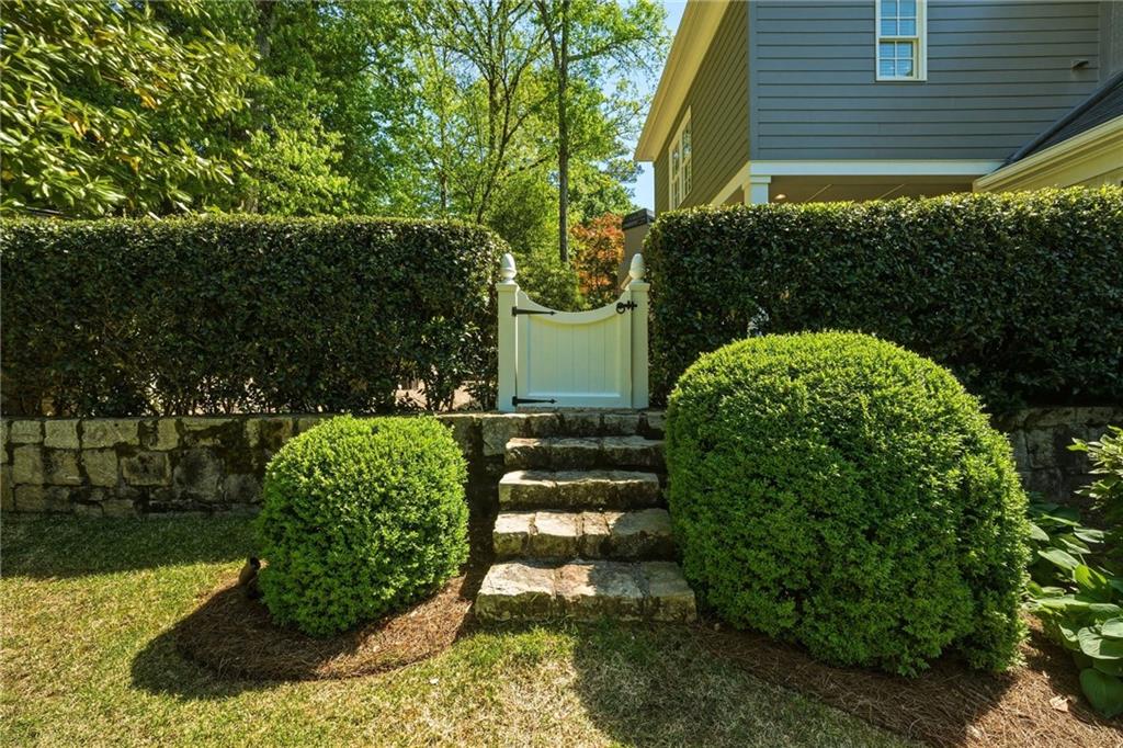 3395 W Paces Ferry Court NW