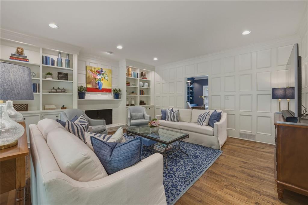 3395 W Paces Ferry Court NW