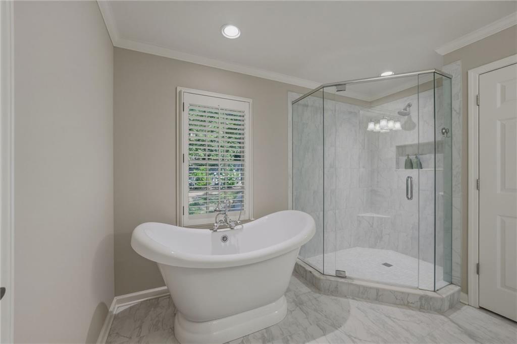 3395 W Paces Ferry Court NW