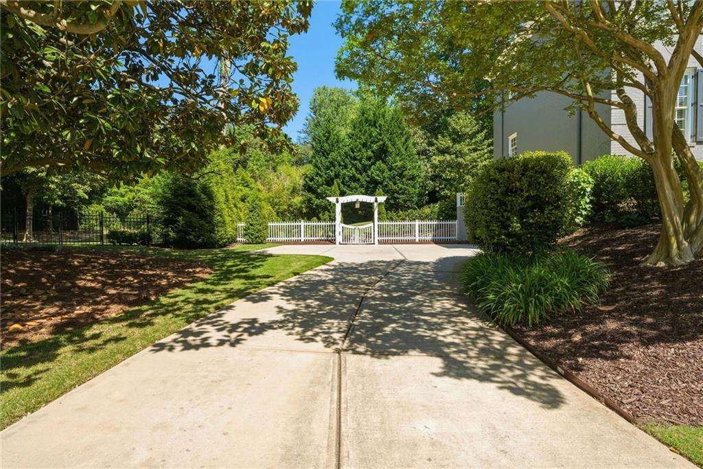 3395 W Paces Ferry Court NW