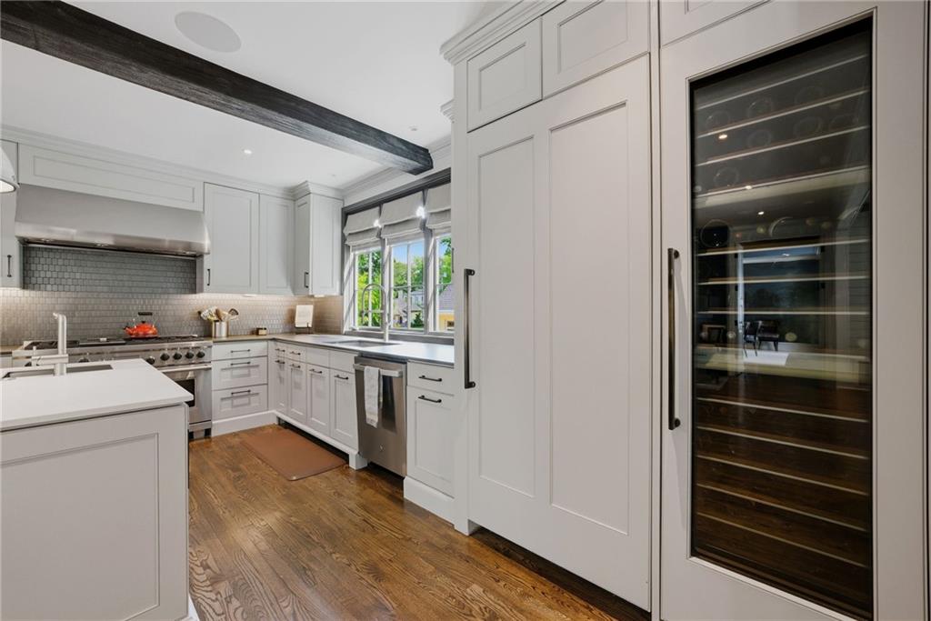 2820 Normandy Drive NW