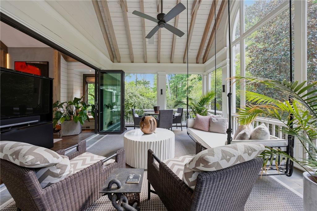 2820 Normandy Drive NW