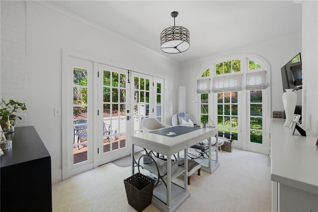 2820 Normandy Drive NW