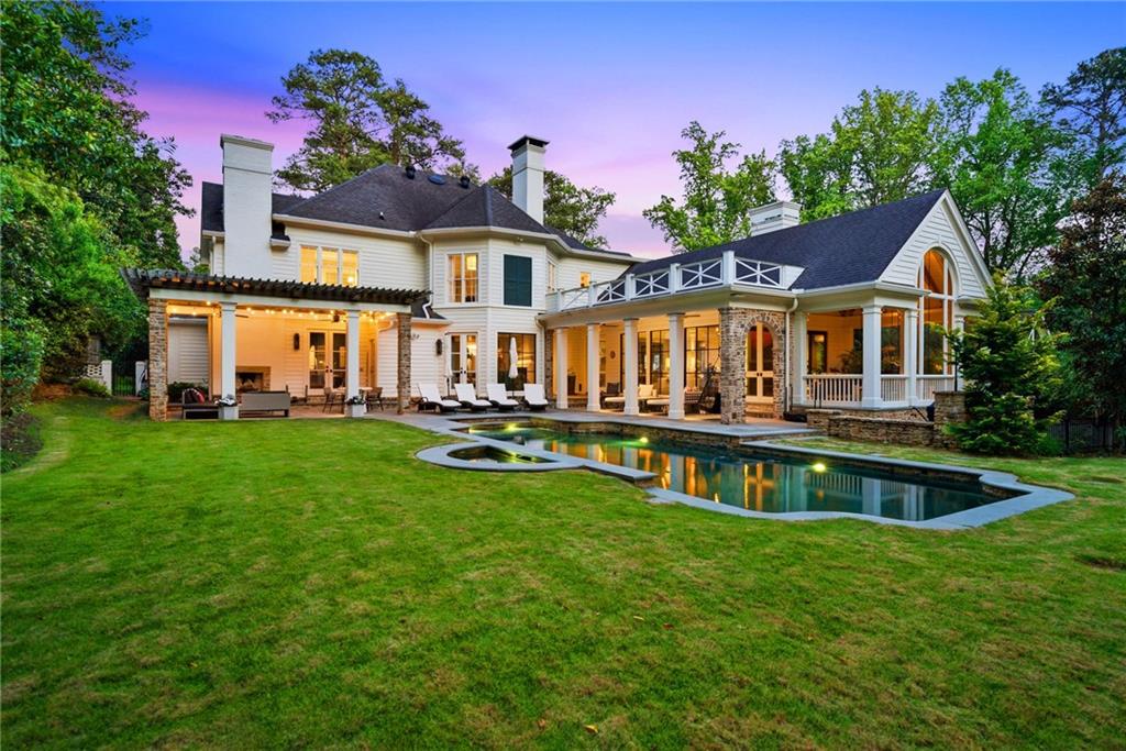 2820 Normandy Drive NW