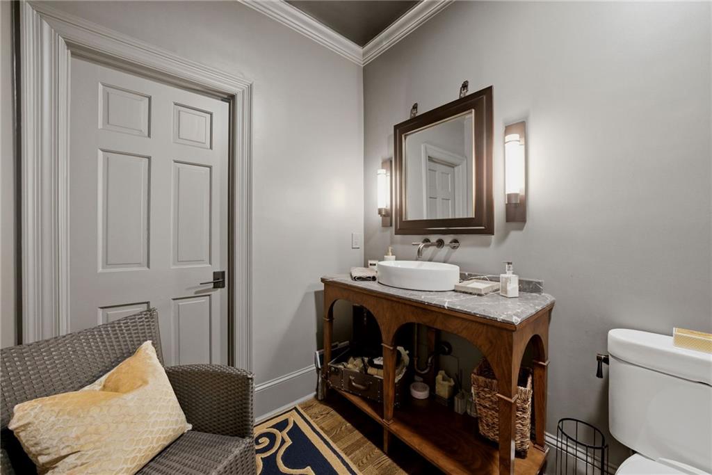 2820 Normandy Drive NW