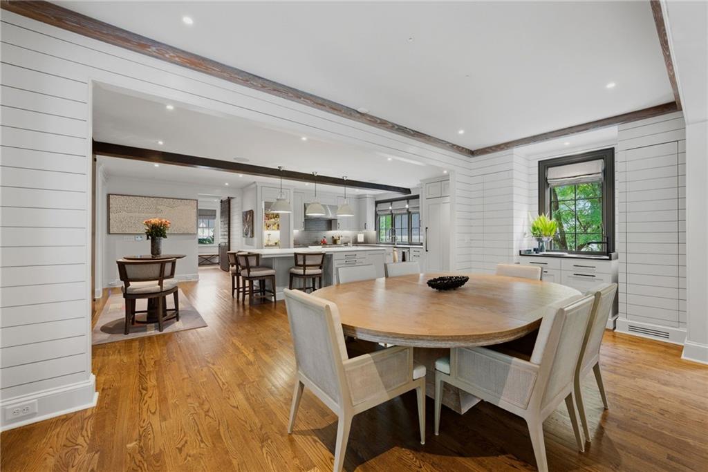 2820 Normandy Drive NW