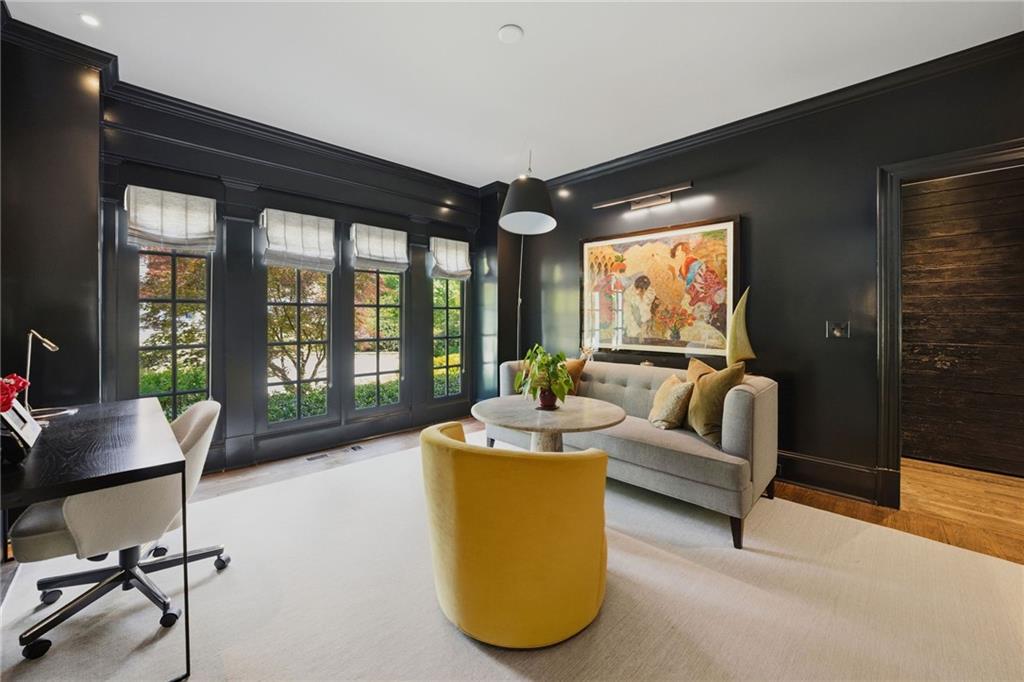 2820 Normandy Drive NW