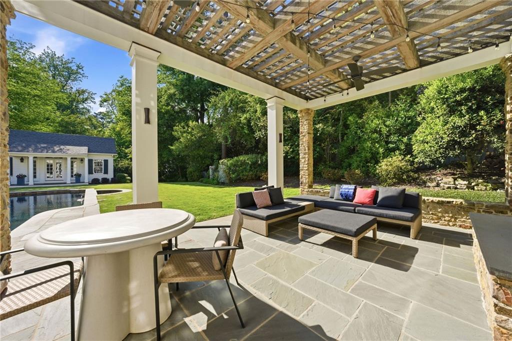 2820 Normandy Drive NW