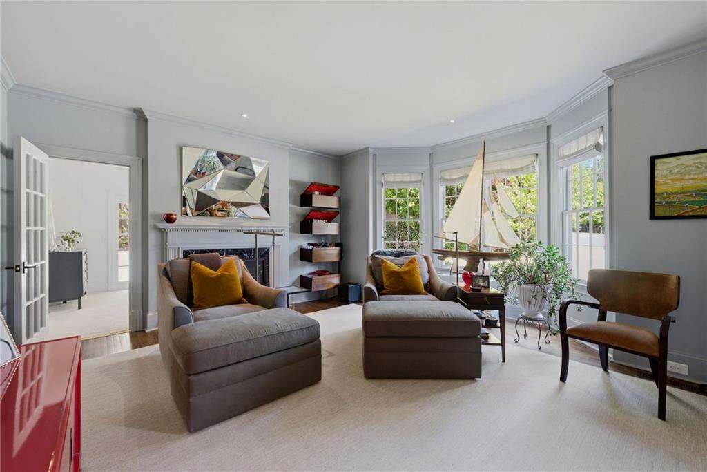 2820 Normandy Drive NW