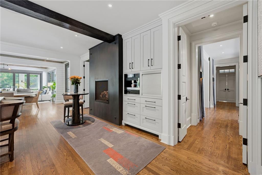 2820 Normandy Drive NW