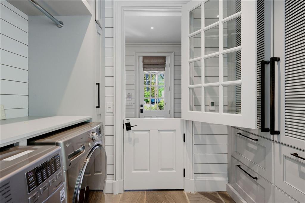 2820 Normandy Drive NW