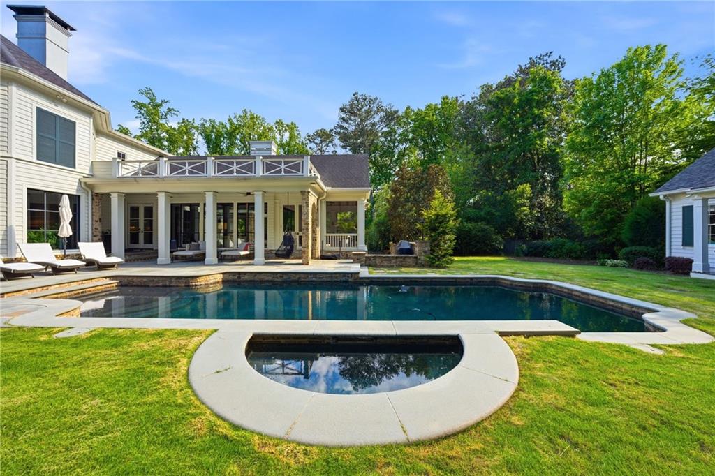 2820 Normandy Drive NW