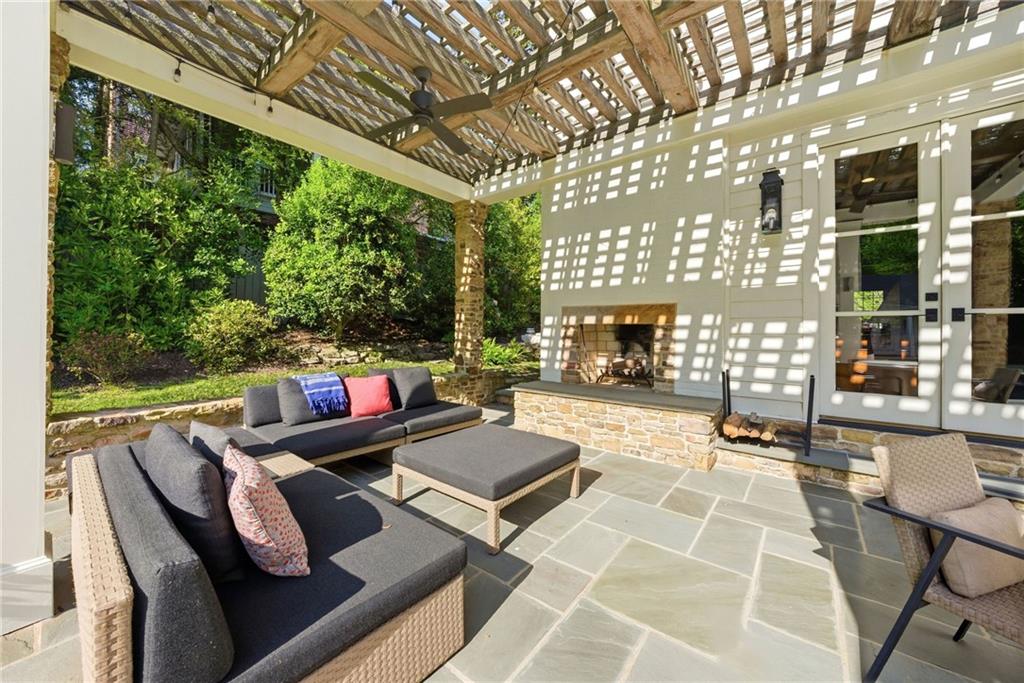 2820 Normandy Drive NW