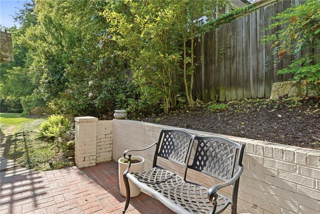 2820 Normandy Drive NW