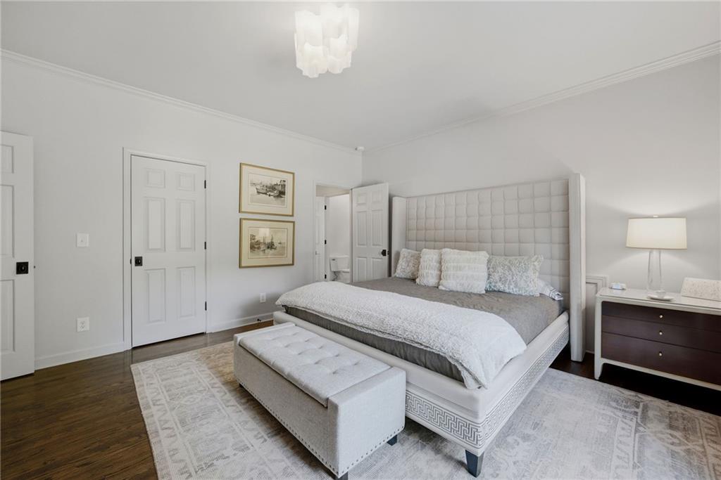 2820 Normandy Drive NW