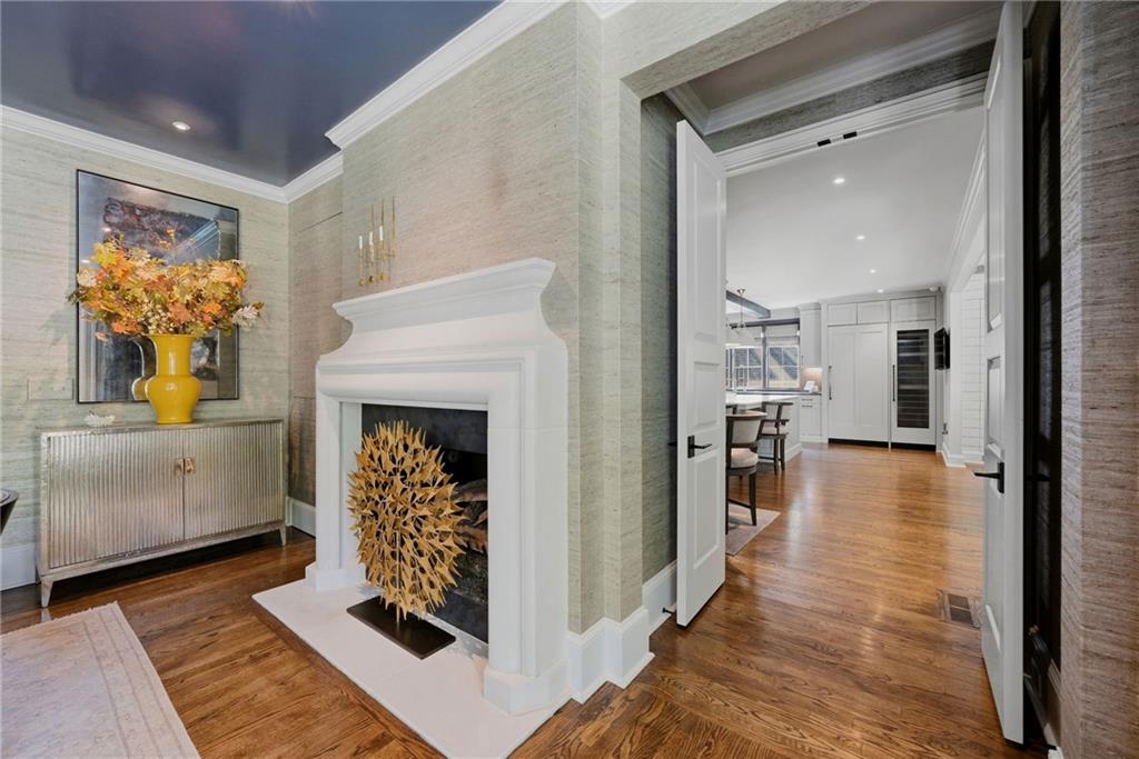 2820 Normandy Drive NW