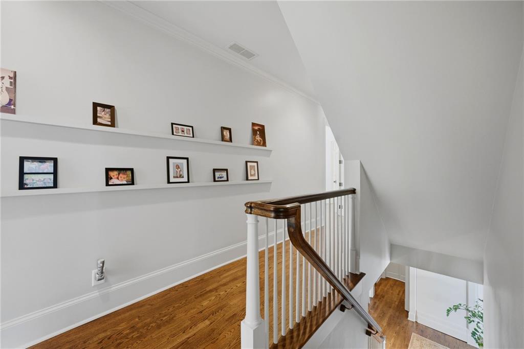 2820 Normandy Drive NW