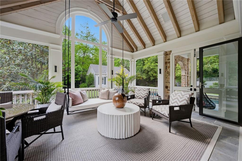 2820 Normandy Drive NW