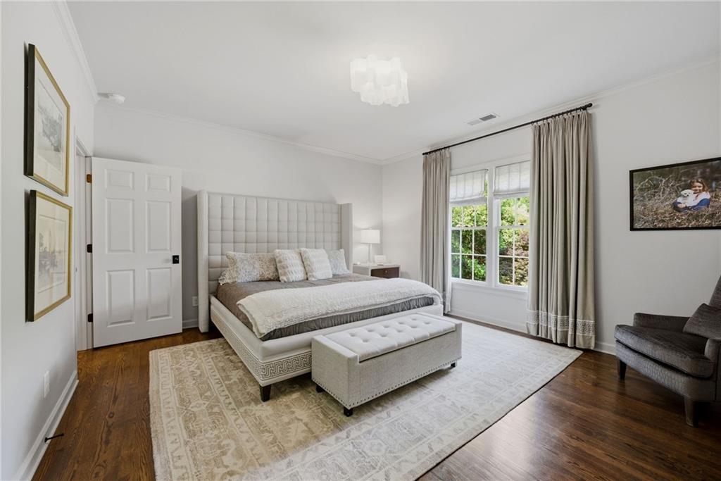 2820 Normandy Drive NW