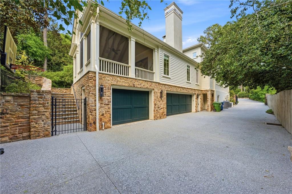 2820 Normandy Drive NW