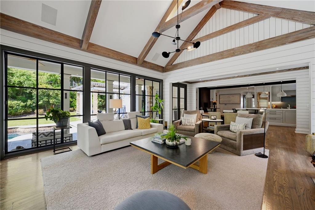 2820 Normandy Drive NW