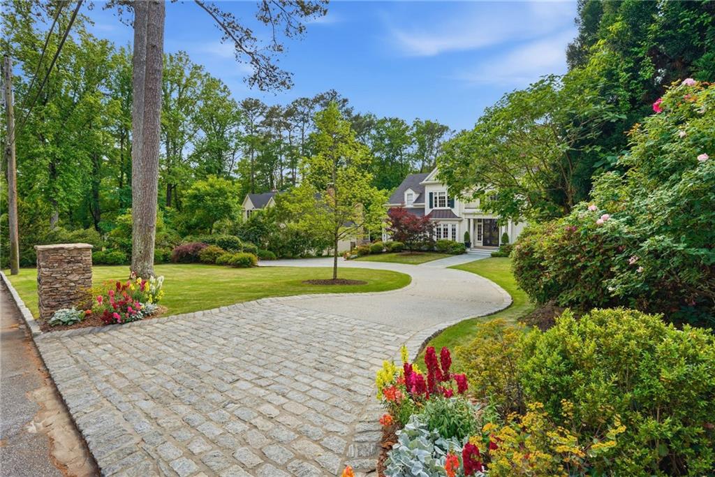 2820 Normandy Drive NW