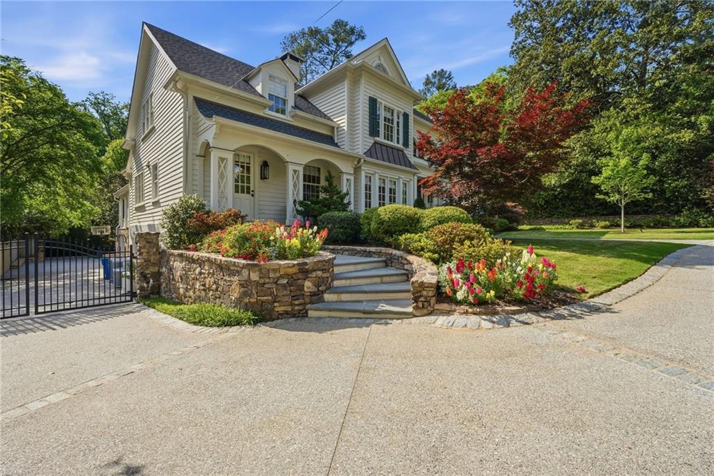 2820 Normandy Drive NW