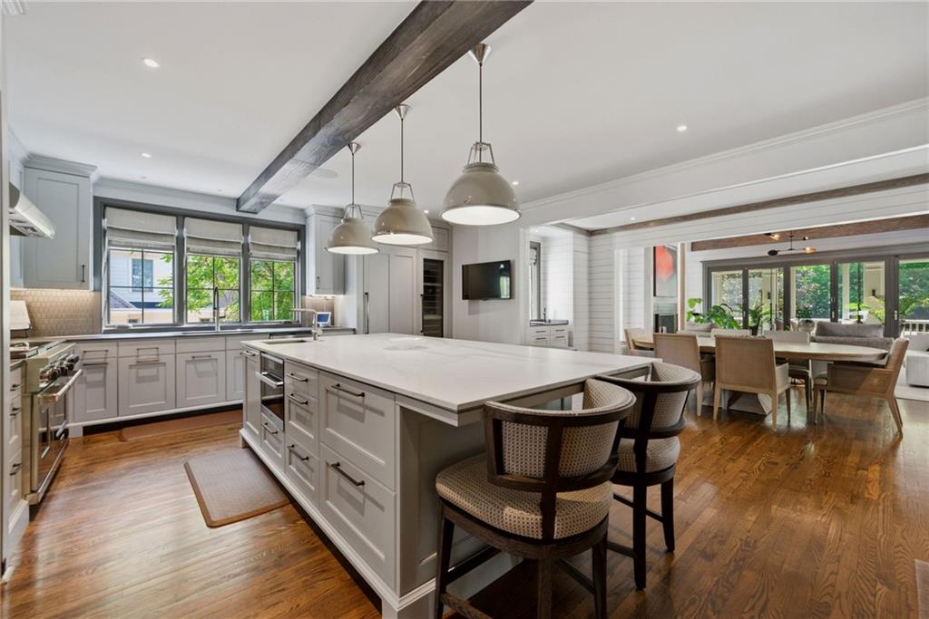 2820 Normandy Drive NW