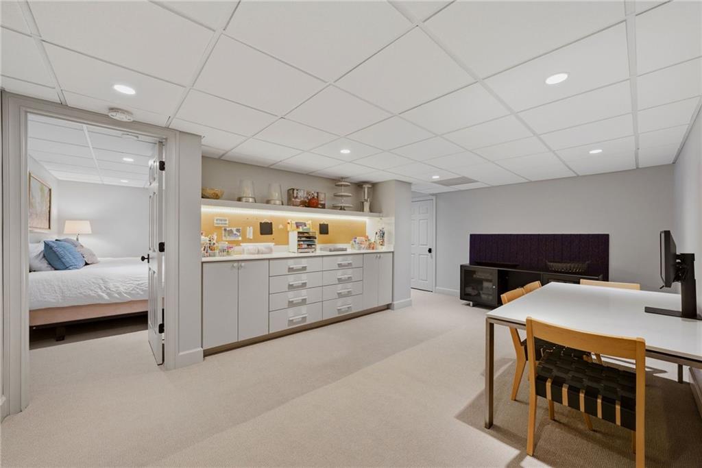 2820 Normandy Drive NW