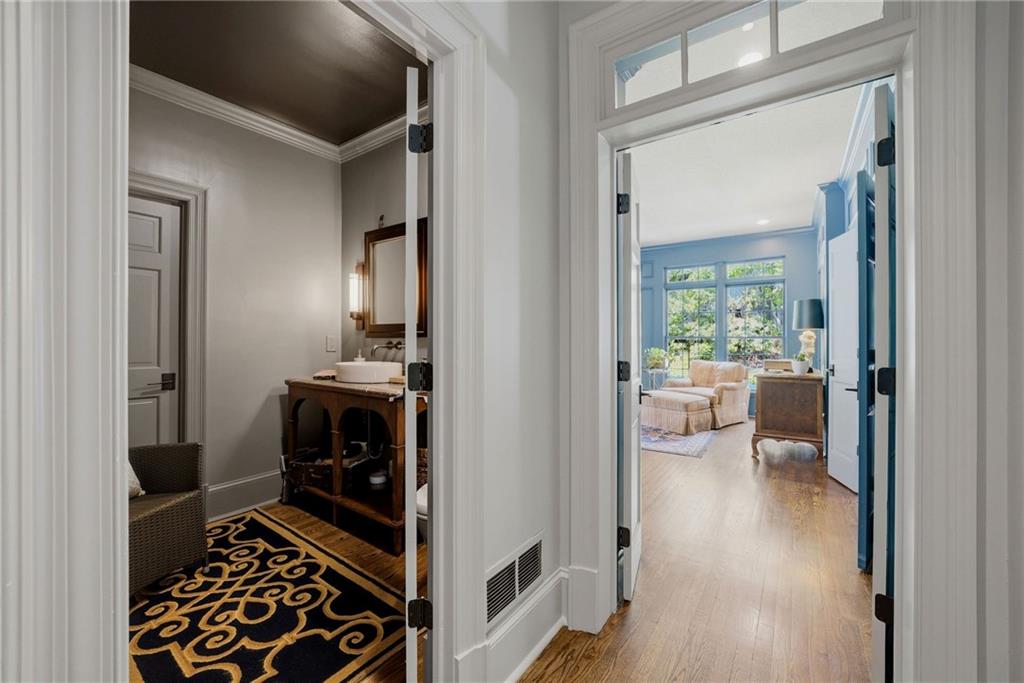 2820 Normandy Drive NW