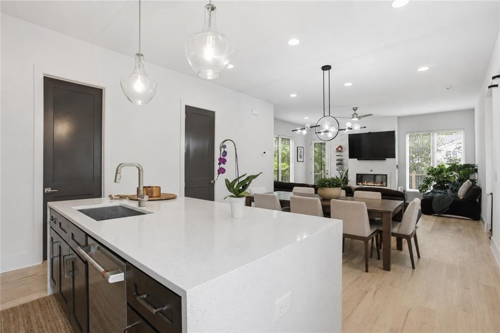 1171 State Street NW Unit #B