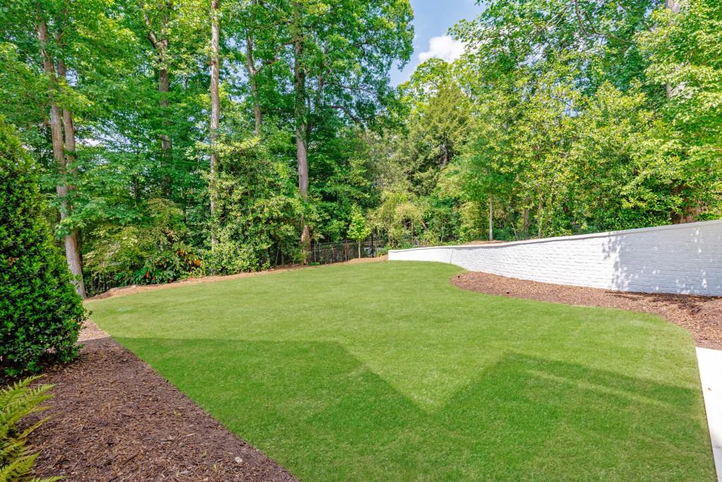 2983 Habersham Court NW